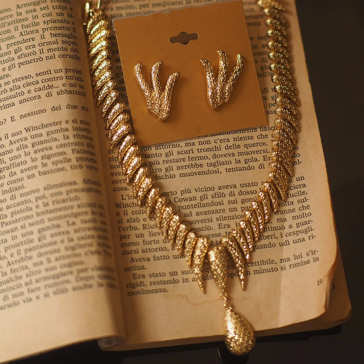 French vintage Water Drop Fringe Vintage Vintage earrings clip necklace